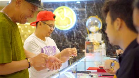 dito lang yan sa Boss Gold by Boss Toyo ! .